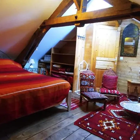 Mille Ou Deux Nuits Séjour chez l'habitant Planioles